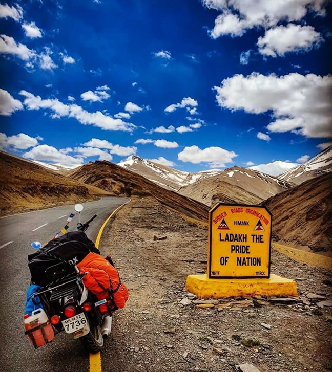 Manali to Leh Sharing taxi service
